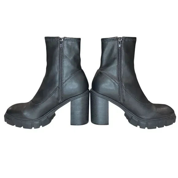 GUESS Black Chunky Lug Sole Side Zip Ankle Boots Size 9M EUC - Picture 4 of 12